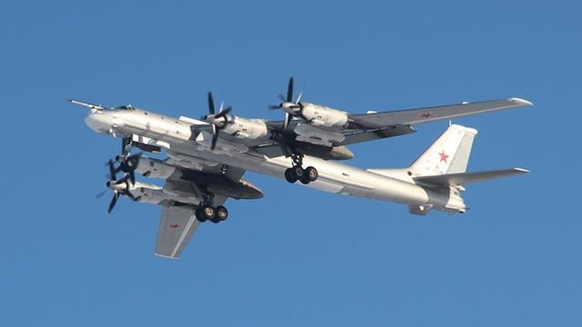 运油-20投入中俄联合空中战略巡航_中俄战略协作伙伴关系_南海联合巡航