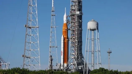 nasa新一代登月火箭发射_nasa壁纸登月_nasa发射的所有探测器