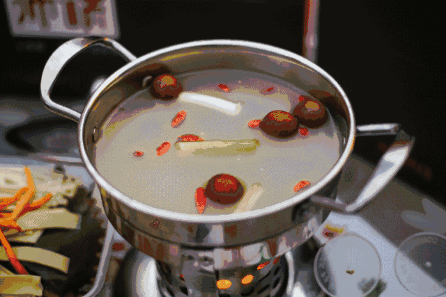 奶茶粉怎样做冰奶茶_冰霜雪人的记忆和绯碱_火锅配冰奶茶碱中毒