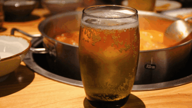 奶茶粉怎样做冰奶茶_火锅配冰奶茶碱中毒_冰霜雪人的记忆和绯碱