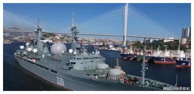 中俄海上军演_中俄举行海上军演2018_中俄海军在日本海举行联合军演