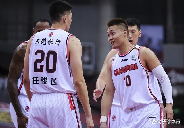 辽篮郭艾伦微博_辽体育局局长指示全力留下郭艾伦_杨鸣郭艾伦录制辽宁春晚