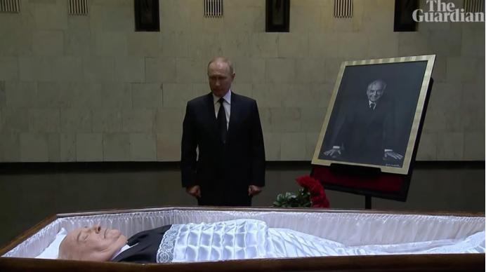 校招投简历没有回应_多地现1支新冠疫苗打2人？官方回应_公司回应只招清朝人