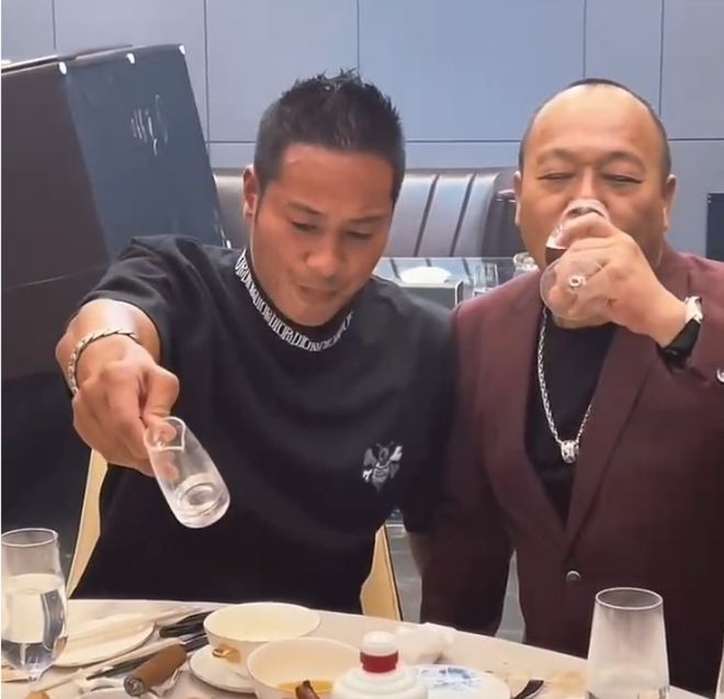 南京宝马案 警方通报_南京警方通报官员夫妇打人事件 被打护士未瘫痪_深圳警方通报港星黄竣锋餐厅遇袭