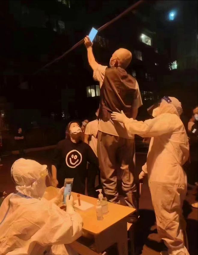 成都人居家有多自律_成都居家装饰公司_成都居家通物流有限责任公司怎么样