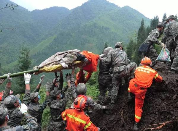 四川泸定6.8级地震已致7人遇难_四川冕宁特大暴雨已致16人遇难_河南强降雨已致56人遇难5人失踪