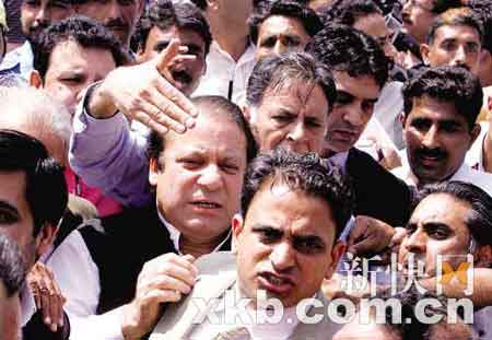 中国总理专机型号b2474_巴总理感谢中国_中国总理是谁