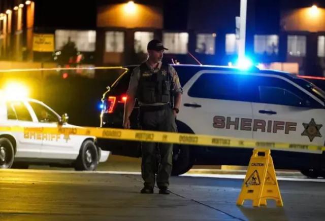 美华人因耗电量低遭警方搜查住宅_法市长遭警方拘留_徐晓冬遭警方传唤