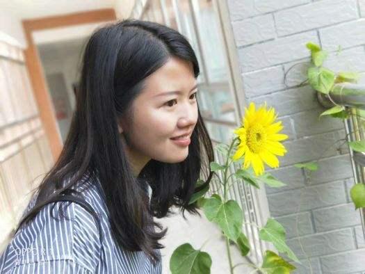 女孩考什么大学适合_女孩靠读唇语考大学_读唇语大赛的段子