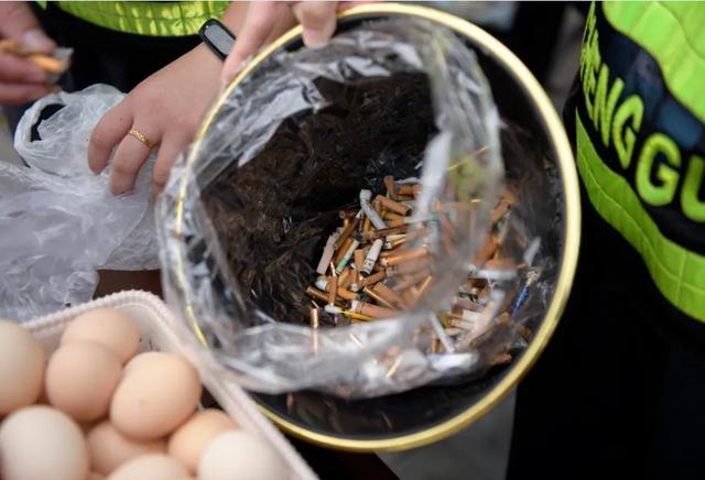 安徽安庆潜山户口本查询_安徽安庆潜山新闻_安徽潜山一两烟头可换一斤鸡蛋