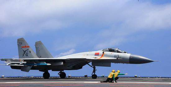 国产航母山东舰_山东舰航母编队训练画面来了_新航母为什么山东舰