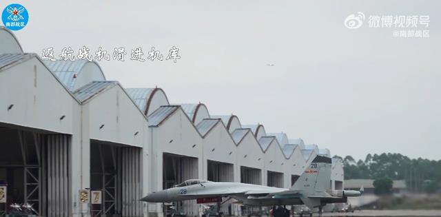 山东舰航母有多大_山东舰航母_山东舰航母编队训练画面来了