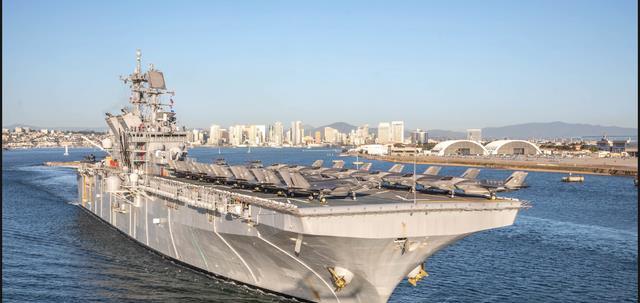 山东舰航母_山东舰航母有多大_山东舰航母编队训练画面来了