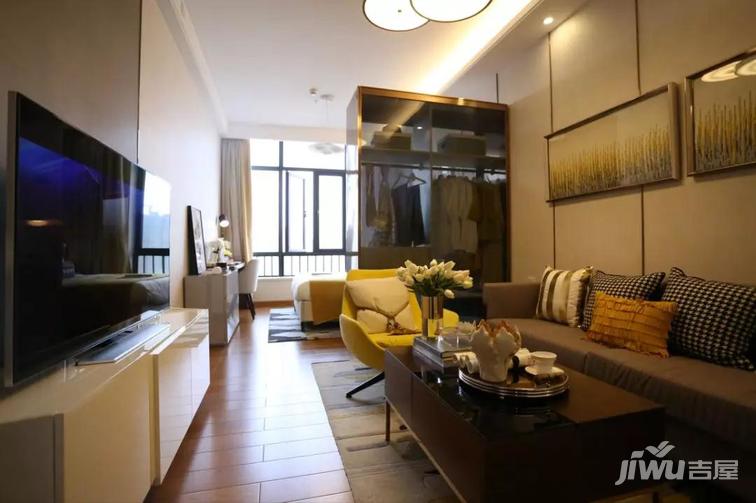 深圳哪儿的房子好出租_滁州哪个小区的房子好_我在深圳卖豪宅：比小房子好卖