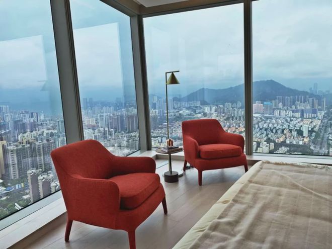 遂平哪小区的房子好_平度哪个小区的房子好_我在深圳卖豪宅：比小房子好卖