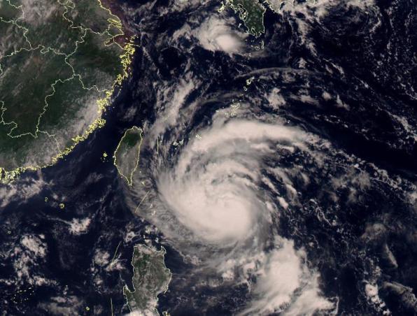 台风梅花来袭_南海双台风来袭_双台风来袭视频