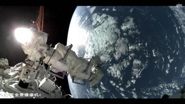 莲蓉馅的做法君之_航天员在太空吃莲蓉馅月饼_莲蓉蛋黄馅的做法