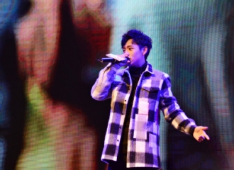 回复别人的道歉 英文_小小快乐魏晨mp3微盘_魏晨回复快乐再出发制片人道歉