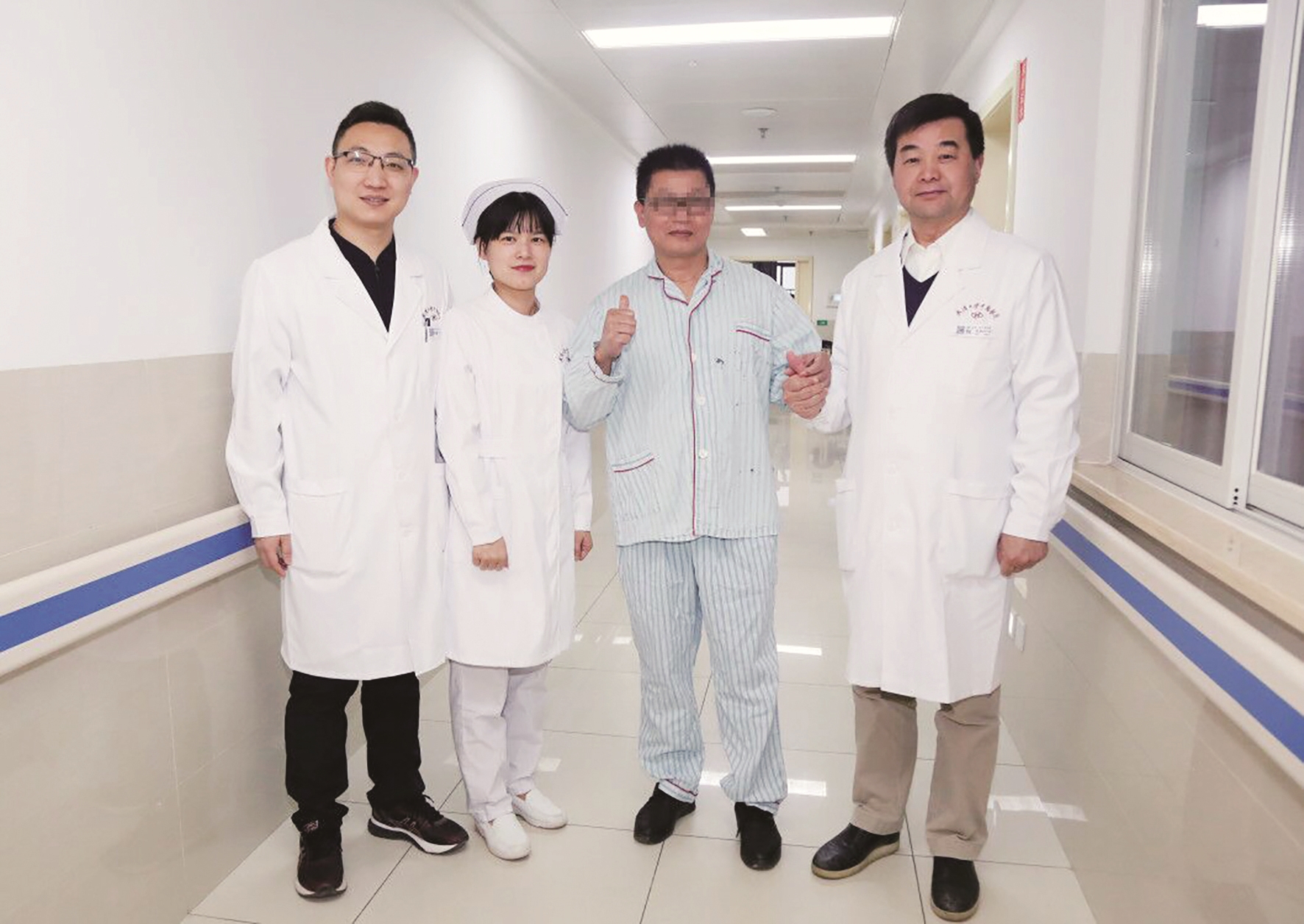 林丹发文疑似回应退役_警方回应疑似未成年女孩嫁中年男子_当事医生回应莲子壳诊断为疑似肿瘤