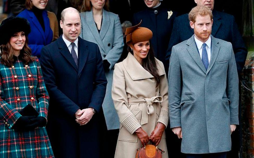 女王喜欢威廉还是哈里_威廉凯特和哈里梅根久违同框_哈里和梅根夫妇宣布弃用社交媒体