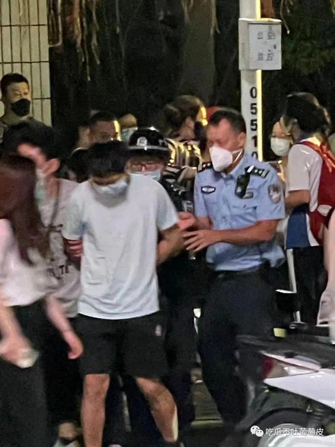 地铁安检员属于地铁正式员工吗_腾讯员工地铁猥亵_优酷员工打伤腾讯员工