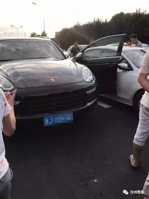 老太摆射击摊警方回应_警方回应保时捷起火门打不开_河南警方回应