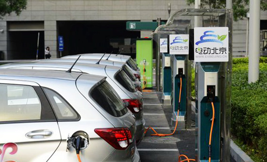 拜登推介电动汽车:配图是燃油车_纯电动suv车汽车排名_电动三轮改装燃油步骤