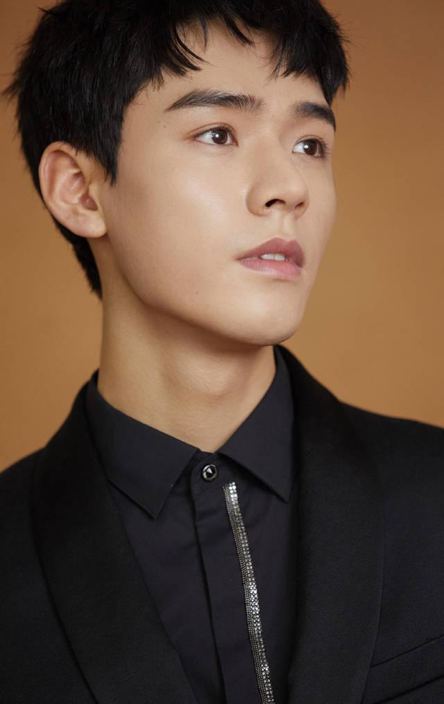 珠江帝景苑丰巢快递柜_丰巢智能快递柜寄件_龚俊起诉丰巢快递柜