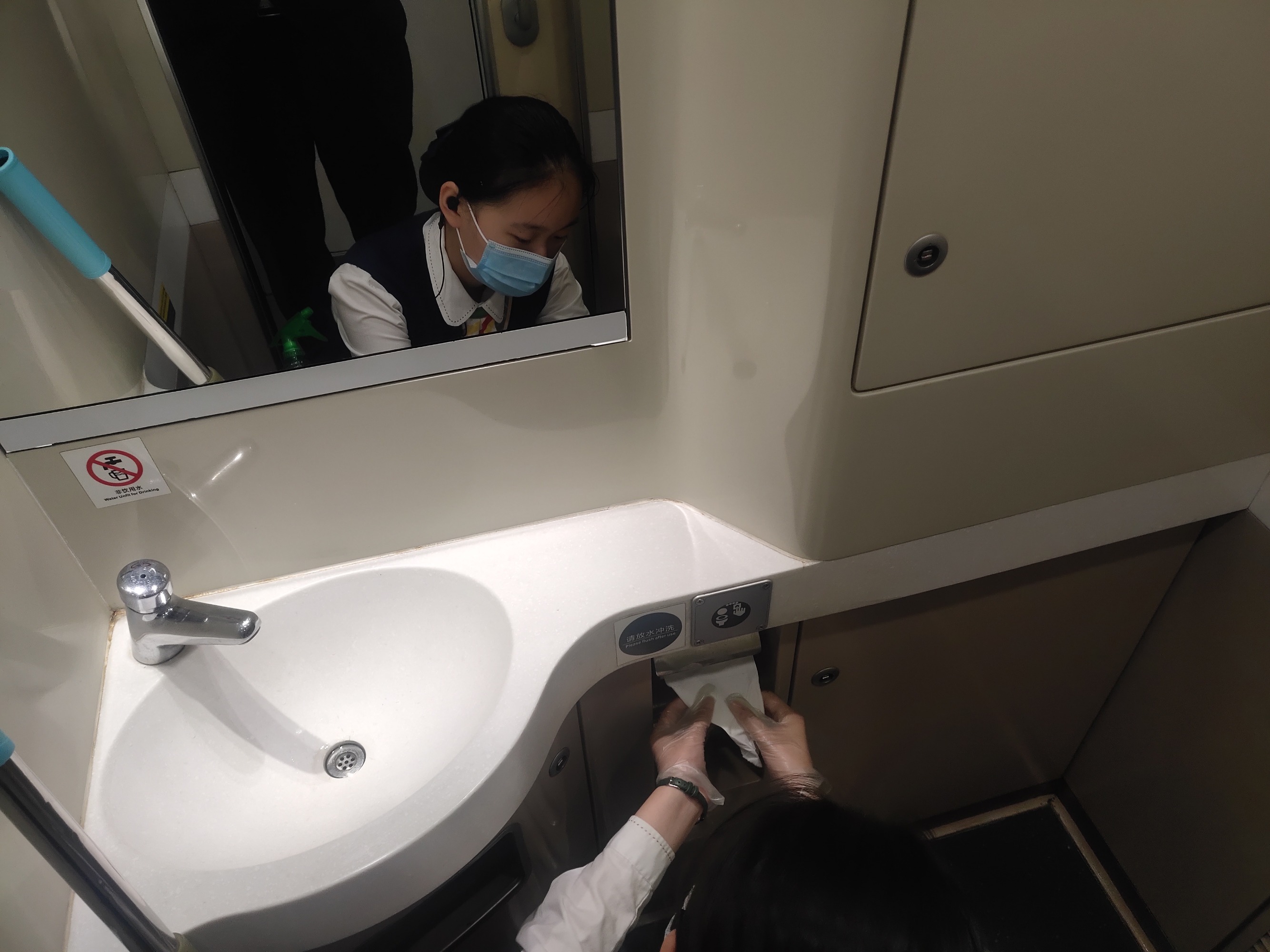 昆明昆铁家园住宅小区_昆铁三中杨红_昆铁卫生巾销量过万