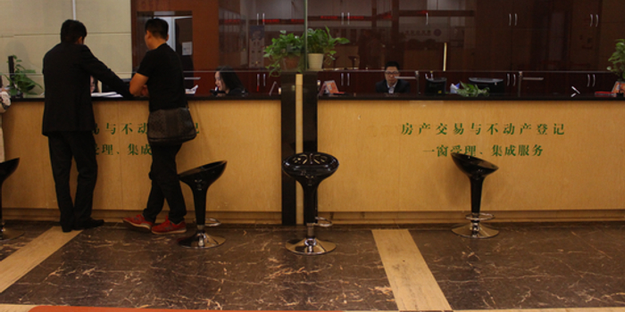 多个城市放开“带押过户”_摩拜百城免押城市名单_带风字押ong的韵