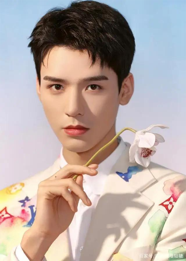 龚俊向丰巢快递柜索赔101万_丰巢智能快递柜_丰巢快递柜寄件包装