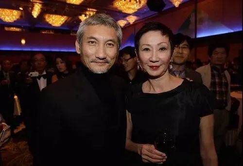 脱口秀大会广告_脱口秀程璐个人资料_《脱口秀大会》思文pk前夫程璐