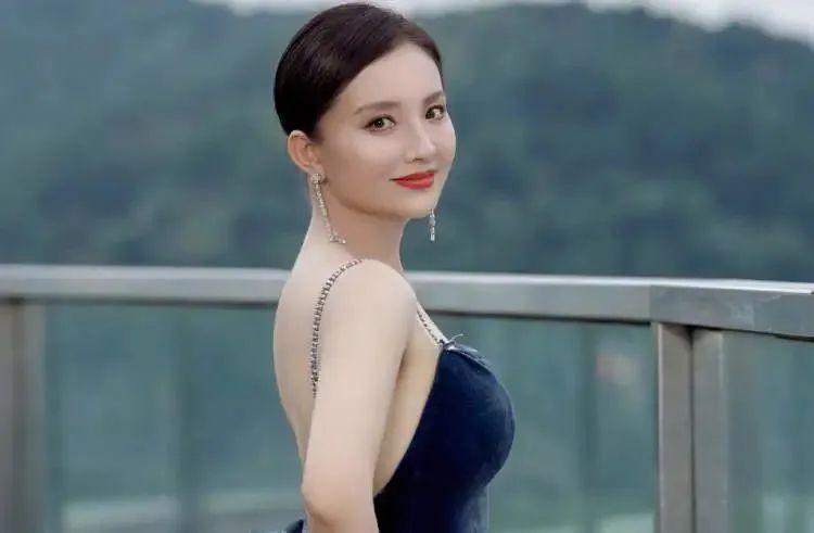 孙茜否认被家暴_家暴男再婚还会家暴吗_打人是家暴 打球也是家暴