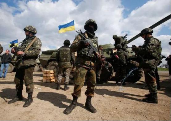 乌克兰亲俄地图_俄外长：西方国家已参加乌克兰冲突_乌克兰升起俄国旗