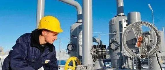 俄外长：西方国家已参加乌克兰冲突_美英俄 乌克兰 安保条约_乌克兰亲俄武装