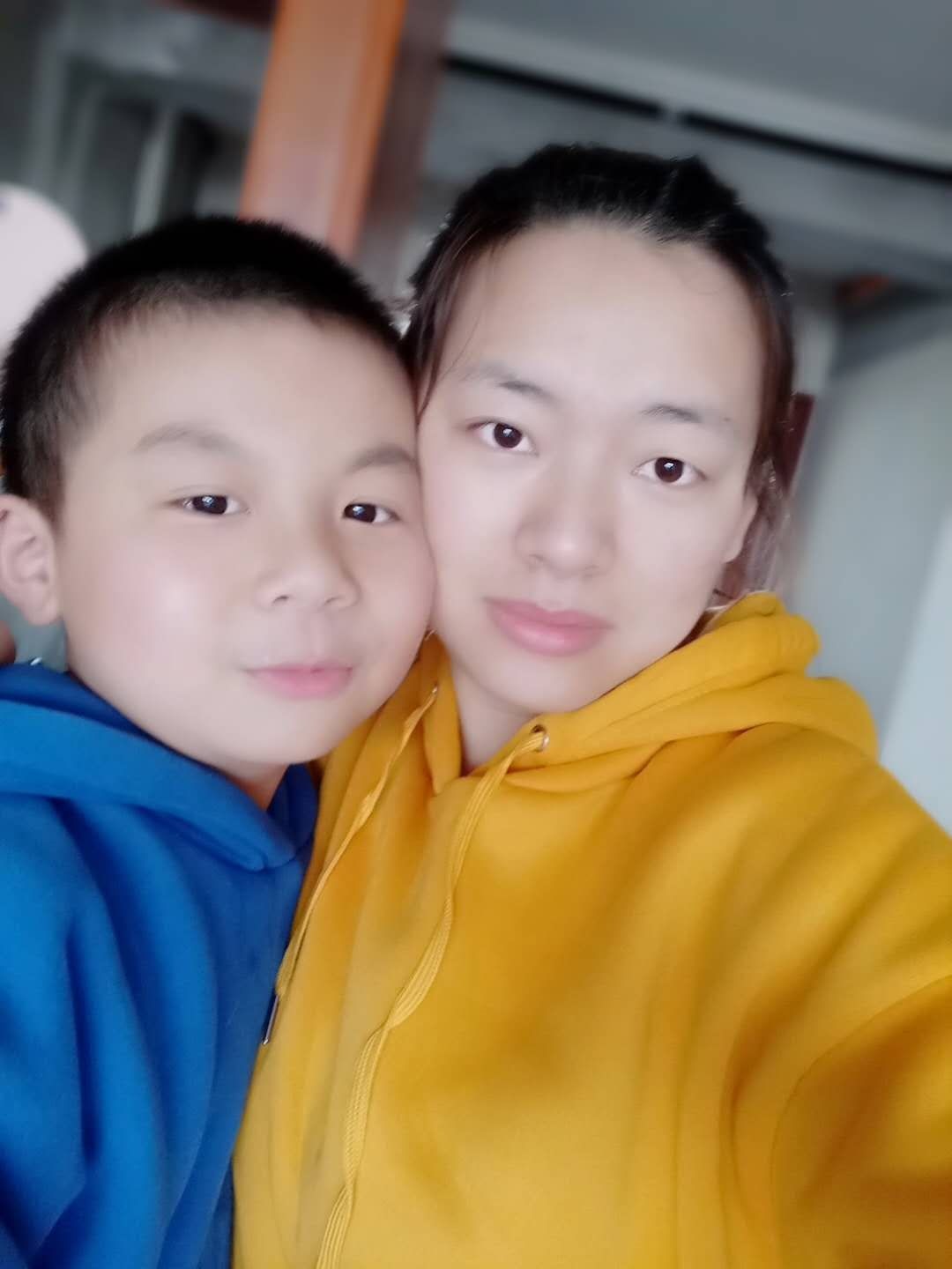 再婚老伴去世后所留遗产归谁_新娘在婚礼留座位给去世儿子_洗澡去世留8个孩子