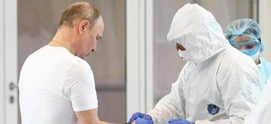 普京打击叶利钦_普京打击寡头纪实_普京：俄罗斯或引入先发制人打击