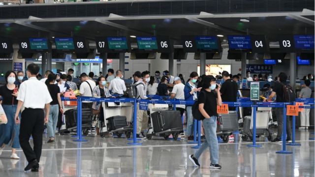 申根国之间 单程飞机票 入境限制_官方谈开放入境限制_特朗普限制入境最新