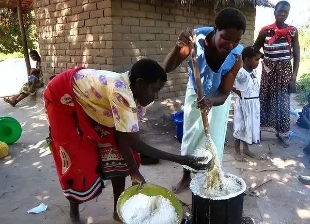 远嫁非洲女孩回应_香港女孩回应孔庆东_拍摄者回应编造女孩考上清华