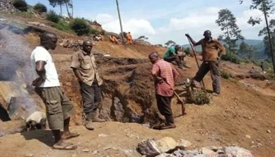 远嫁非洲女孩回应_香港女孩回应孔庆东_拍摄者回应编造女孩考上清华