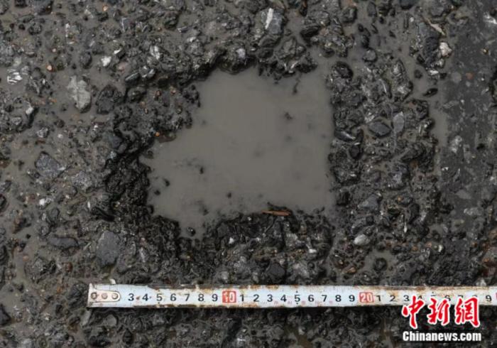 杭州疑有陨石掉落_伊丁石陨石有磁性吗_杭州陨石博物馆