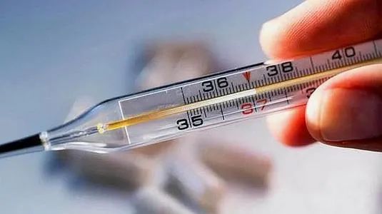 发热门诊爆满_发热门诊,肠道门诊_发热门诊