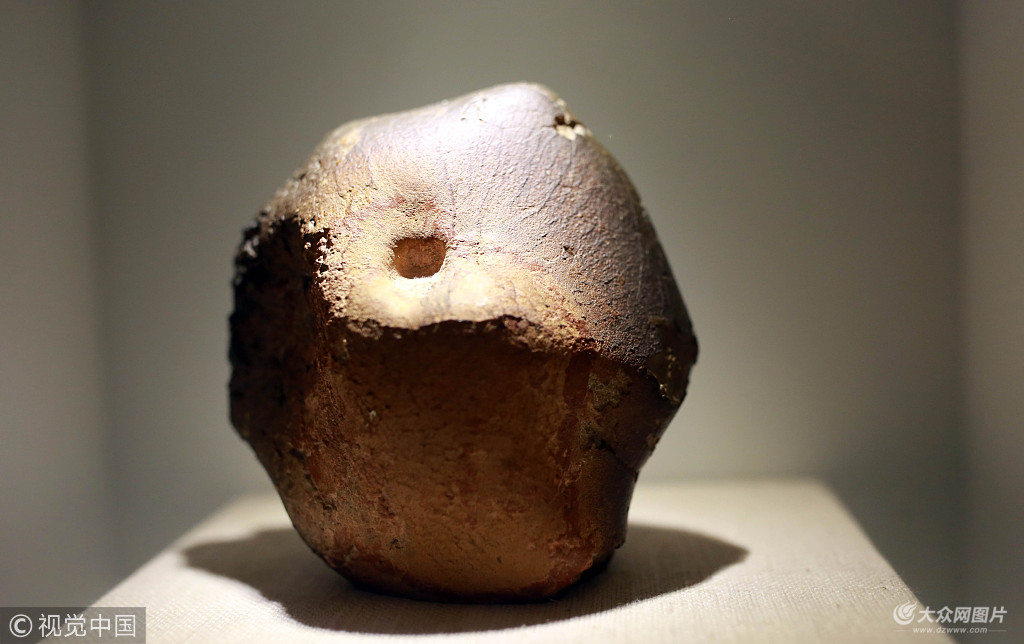 杭州陨石博物馆_杭州疑有陨石掉落_伊丁石陨石有磁性吗