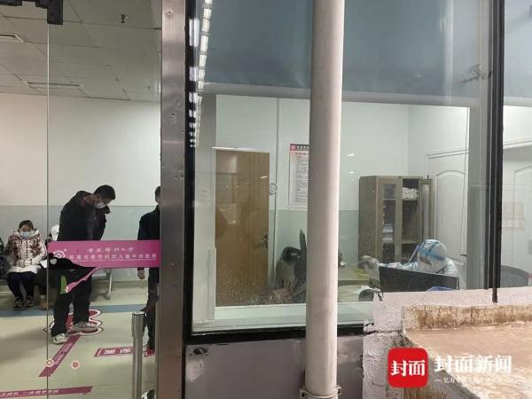 发热门诊爆满_发热门诊,肠道门诊_医院发热门诊流程图