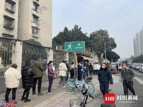 医院发热门诊流程图_发热门诊爆满_发热门诊,肠道门诊