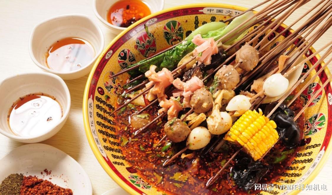 杨国福被曝反向抹零_孙杨女友被曝遭公司开除_被曝卫生问题 杨国福麻辣烫致歉