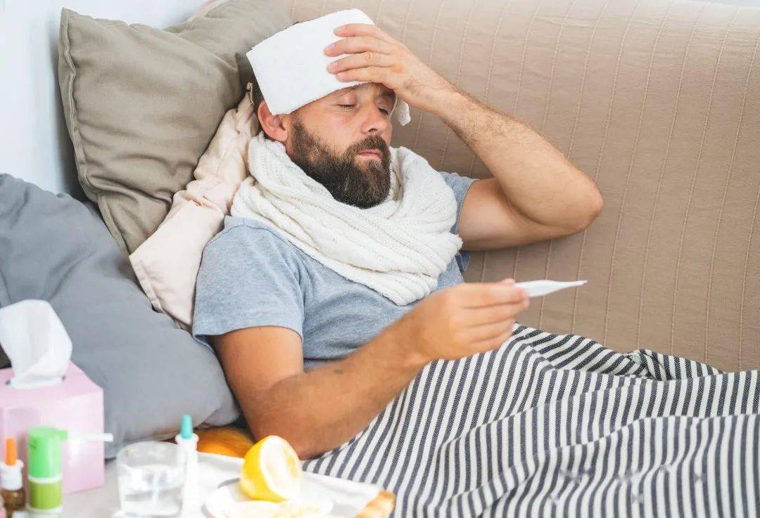 鼻炎康片吃多久_牙疼吃布洛芬还是酚咖片_阳康只吃三片布洛芬