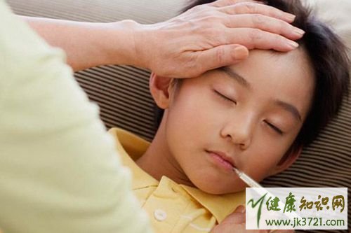 牙疼吃布洛芬还是酚咖片_鼻炎康片吃多久_阳康只吃三片布洛芬