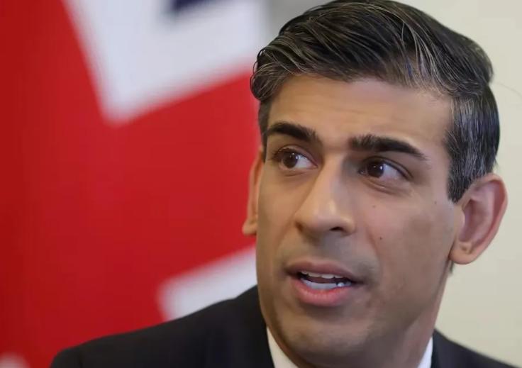 美驻成都领馆现40包黑垃圾袋_中国驻阿姆斯特丹领馆_中国驻英领馆遭冲闯