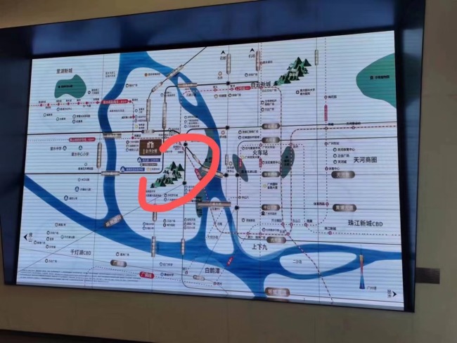 开发商回应女子买到墓景房要求退款！开发商回应